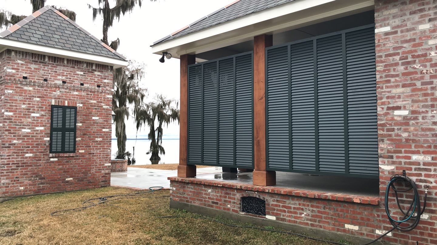 Shutter Walls, Fences & Gates