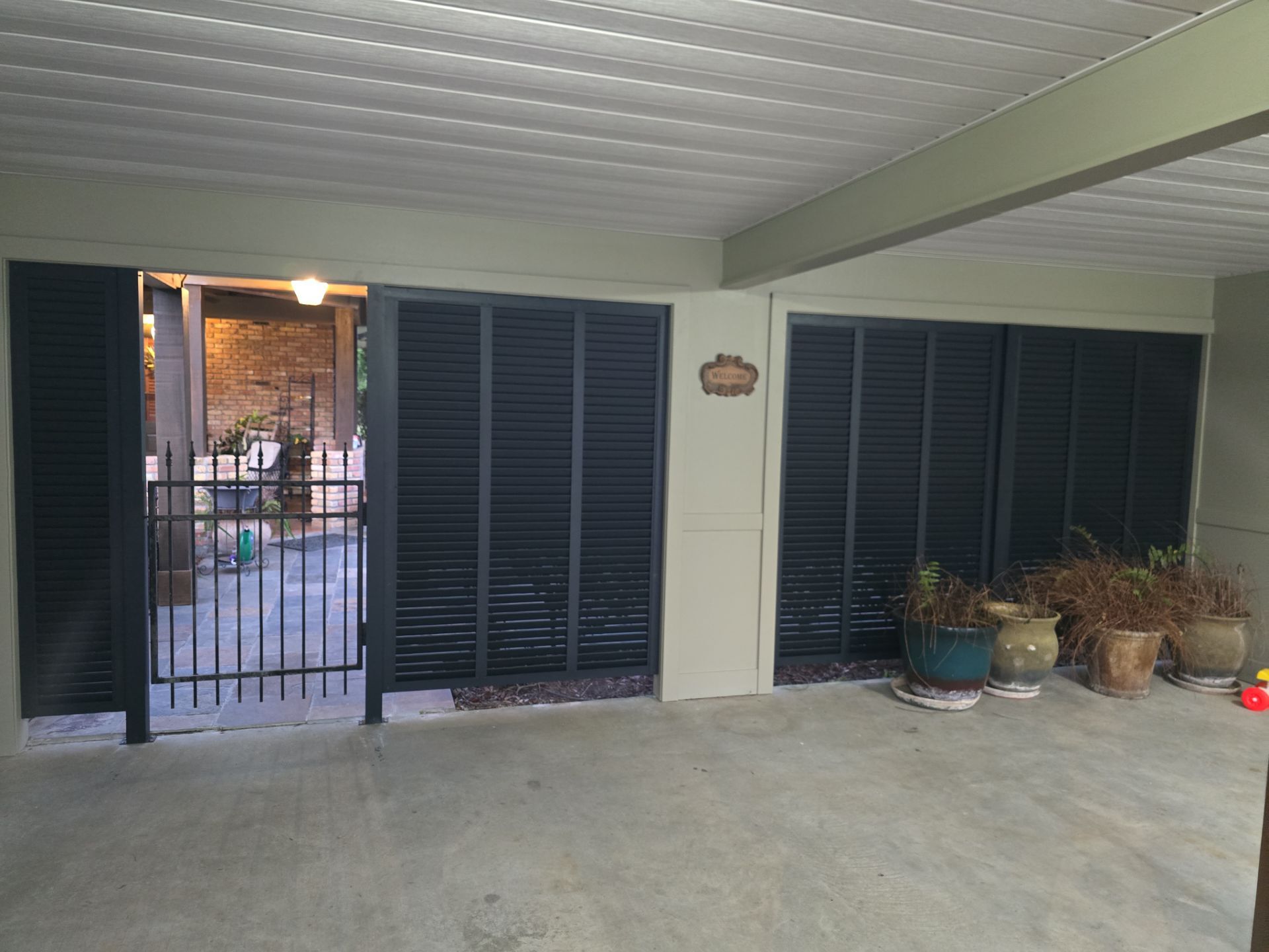 Shutter Walls, Fences & Gates